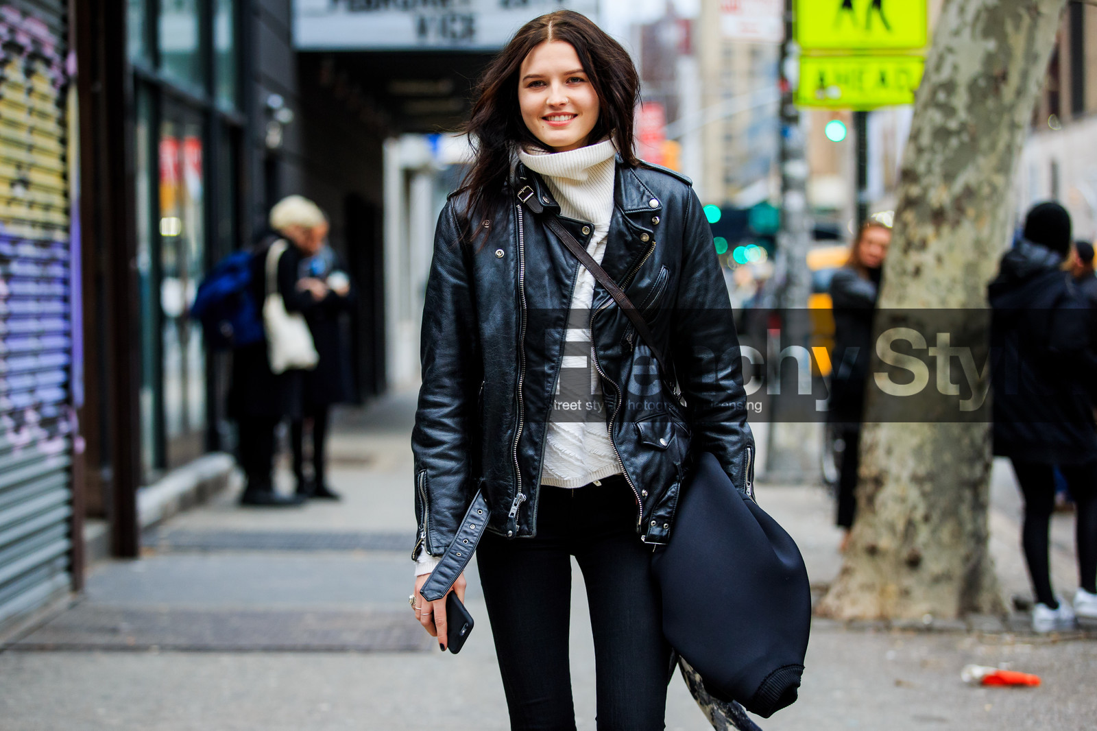 atmosphere details, AUTUMN WINTER 2016-2017, AW 16-17, black denim, black jacket, black perfecto, denim pants, detail, fashion week, frenchystyle, FW, FW 16-17, horizontal, jeans, jonathan paciullo, leather jacket, leather perfecto, model, NEW YORK, NYFW, street style, trousers, turtleneck sweater, white knit, white sweater, woman