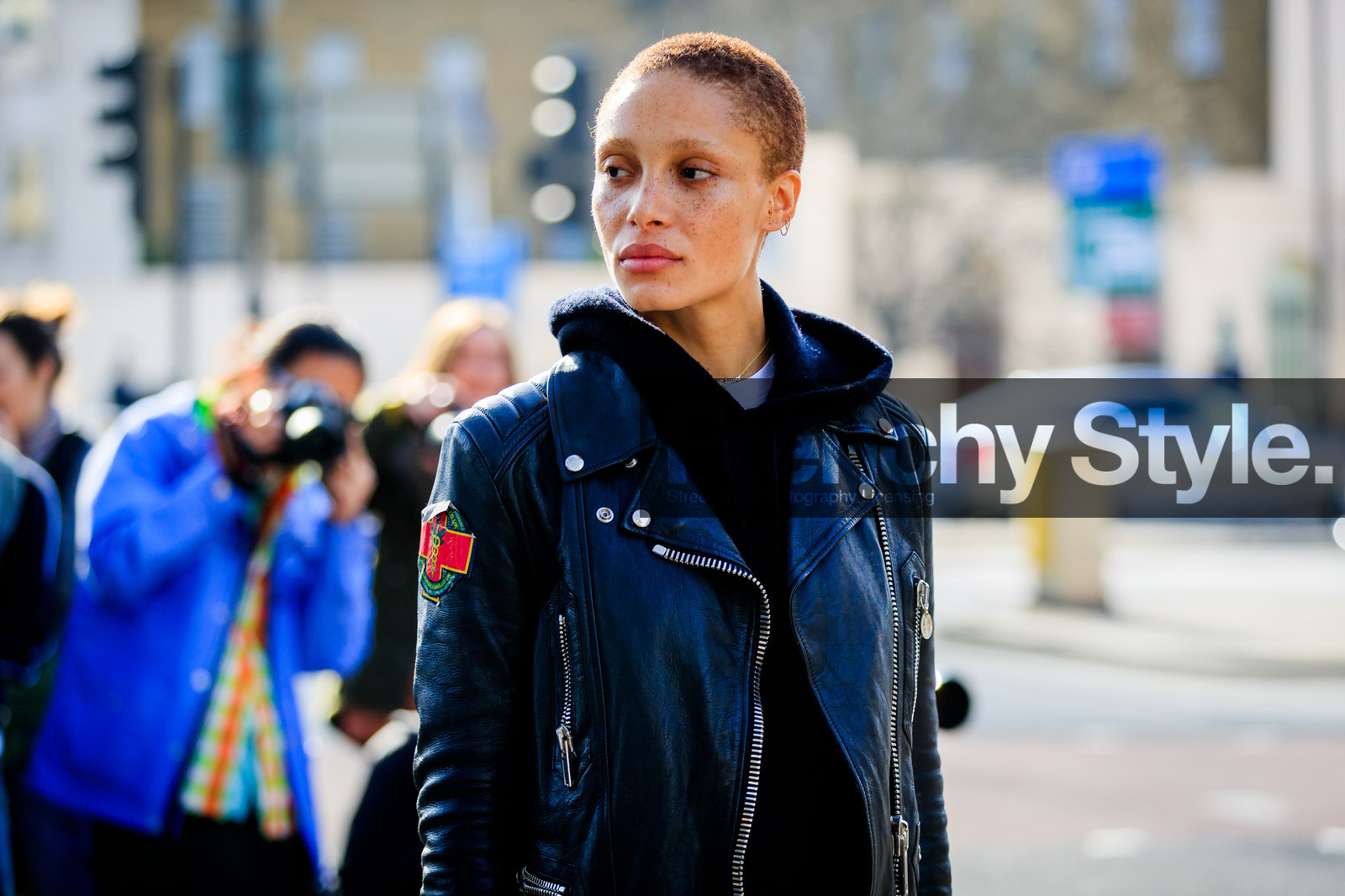 adwoa aboah, atmosphere details, AUTUMN WINTER 2017-2018, AW 17-18, black jacket, black perfecto, black sweater, detail, FALL WINTER 2017-2018, fashion week, frenchystyle, FW, FW 17-18, hoodie, horizontal, jonathan paciullo, leather jacket, leather perfecto, LFW, LONDON, model, street style, tone on tone, total look black