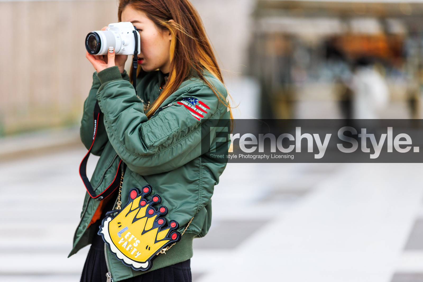 american, american flag, atmosphere details, AUTUMN WINTER 2016-2017, AW 16-17, bomber jacket, camera, detail, FALL WINTER 2016-2017, fashion week, frenchystyle, fun bag, FW, FW 16-17, green jacket, horizontal, jonathan paciullo, kaki jacket, nails, PARIS, PFW, street style, yellow bag