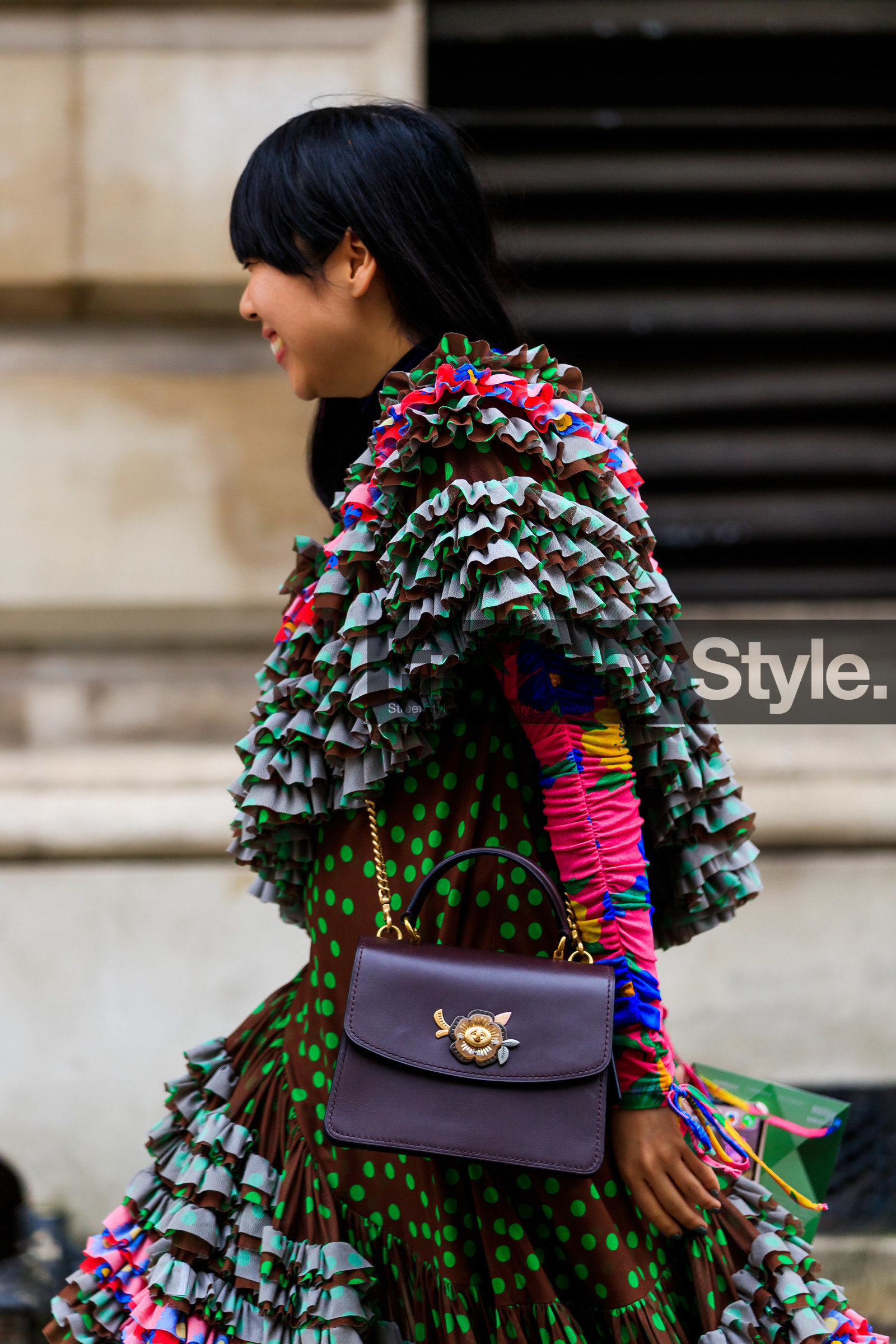 graphic dress, leather bag, multicolor dress, polka dot, printed dress, purple bag, ruffles, susie lau, street style, jonathan paciullo, FW, frenchystyle, fashion week, LFW, LONDON, AUTUMN WINTER 2019-2020, AW 19-20, FW 19-20, FALL WINTER 2019-2020, vertical, atmosphere details, detail
