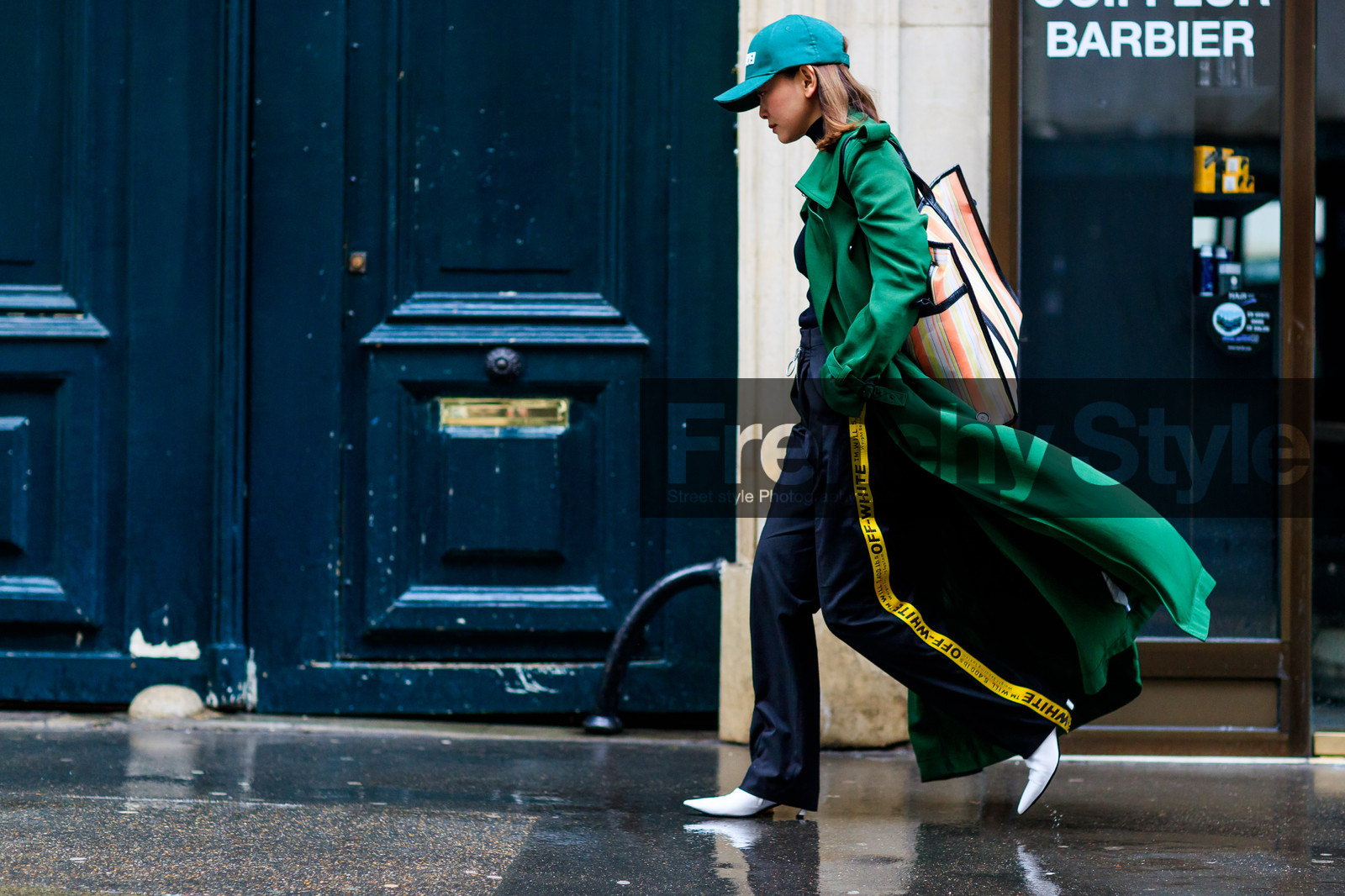 atmosphere details, AUTUMN WINTER 2017-2018, AW 17-18, FALL WINTER 2017-2018, fashion week, frenchystyle, full length, FW, FW 17-18, high heels, horizontal, jonathan paciullo, leather bag, leather shoes, PARIS, PFW, street style, trousers