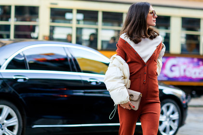 atmosphere details, AUTUMN WINTER 2017-2018, AW 17-18, beige bag, brown jumpsuit, detail, diletta bonaiuti, down jacket, FALL WINTER 2017-2018, fashion week, frenchystyle, FW, FW 17-18, horizontal, jonathan paciullo, jw anderson, leather bag, MFW, MILAN, off the shoulder, street style, sunglasses, trousers, white jacket, white knit