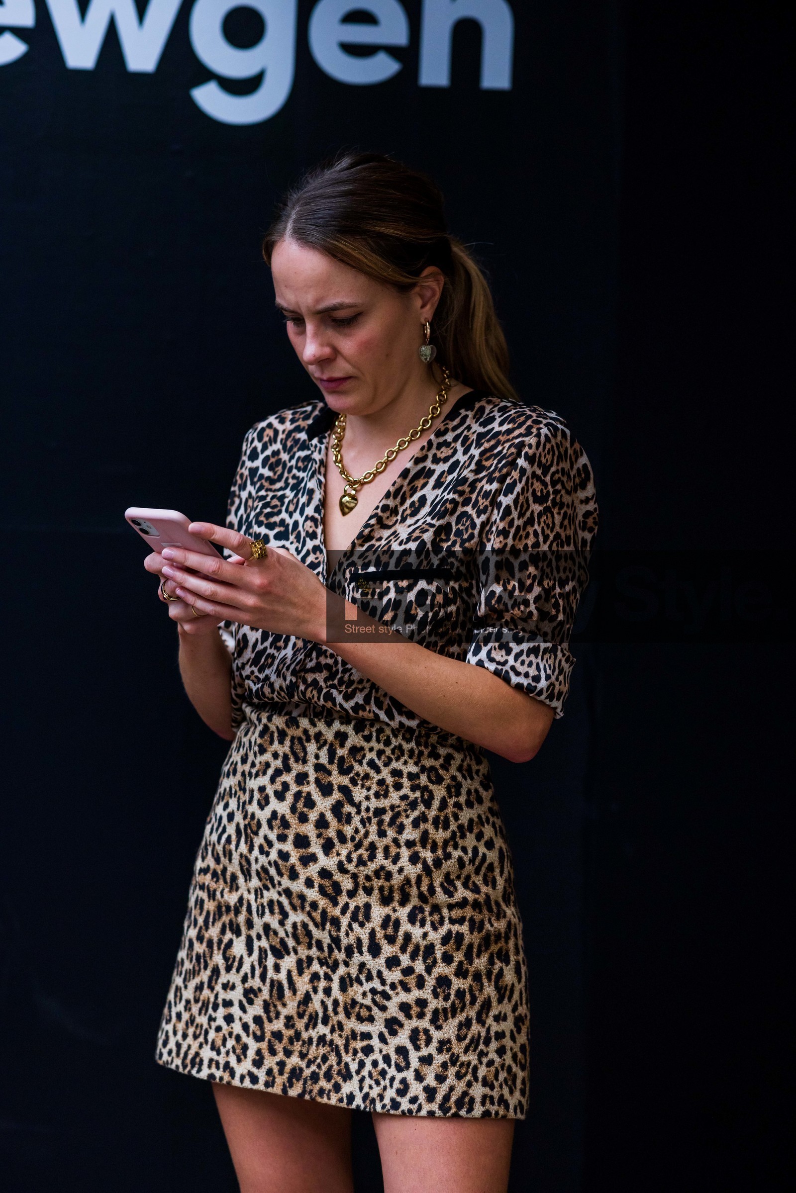 fashion week, frenchystyle, FW, jonathan paciullo, street style, SS 22, SPRING SUMMER 2022, LFW, LONDON, vertical, atmosphere details, detail