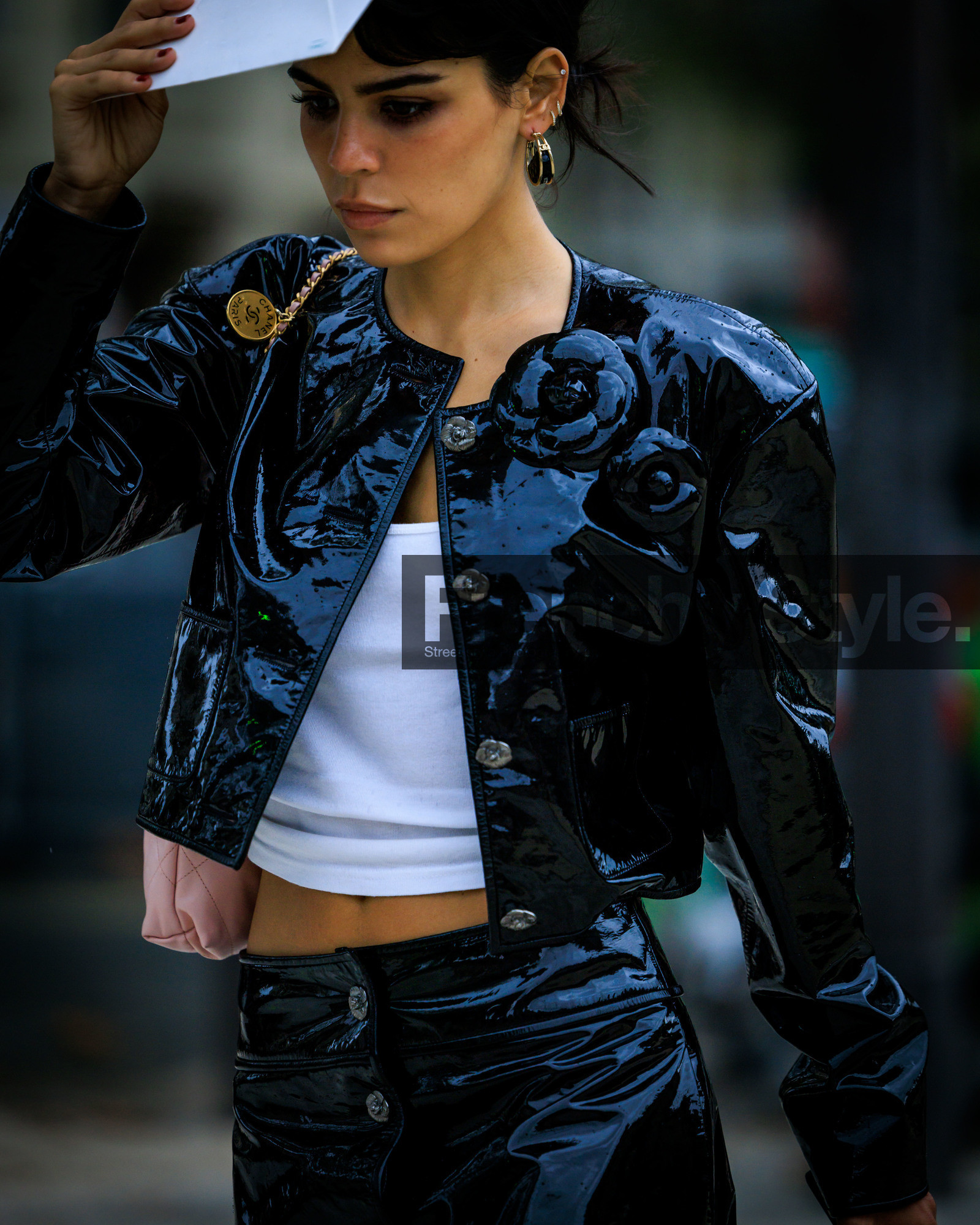 PARIS, PFW, fashion week, frenchystyle, FW, jonathan paciullo, street style, SPRING SUMMER 2024, SS 24, vertical, atmosphere details, detail