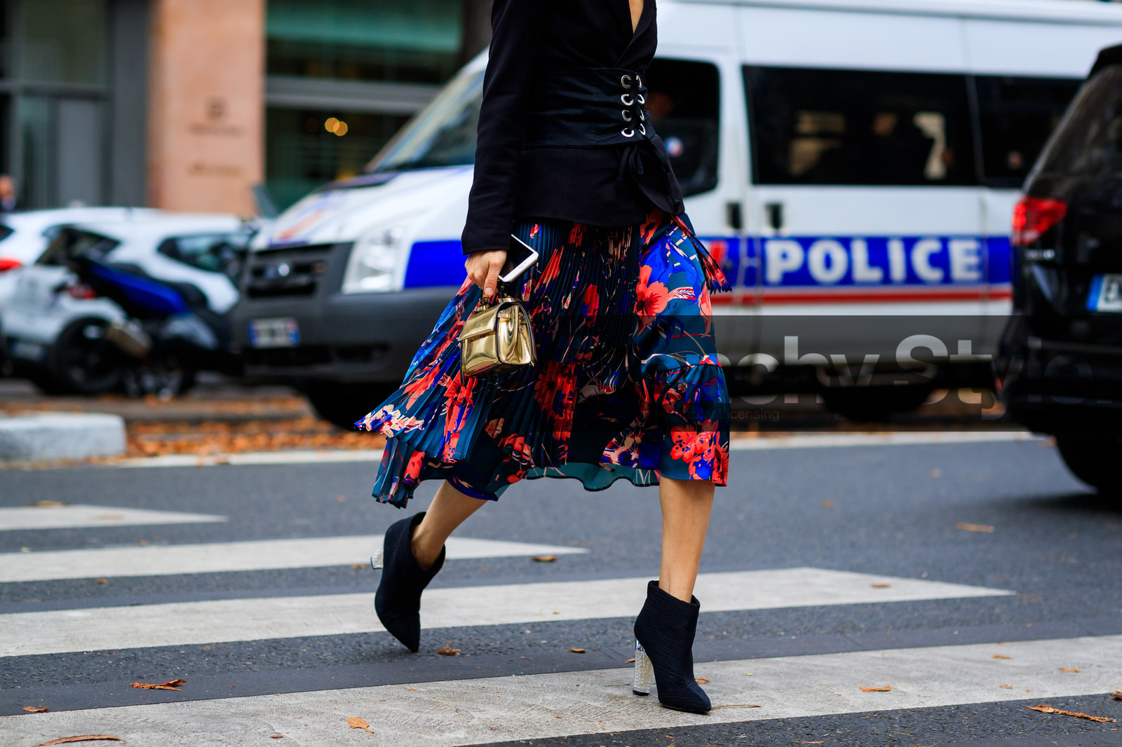 atmosphere details, black jacket, black shoes, blue skirt, detail, fashion week, floral, flowers, frenchystyle, FW, gold bag, graphic skirt, high heels, horizontal, jonathan paciullo, leather bag, leather shoes, metallic bag, PARIS, PFW, pleats, printed skirt, shiny bag, SPRING SUMMER 2018, SS 18, street style