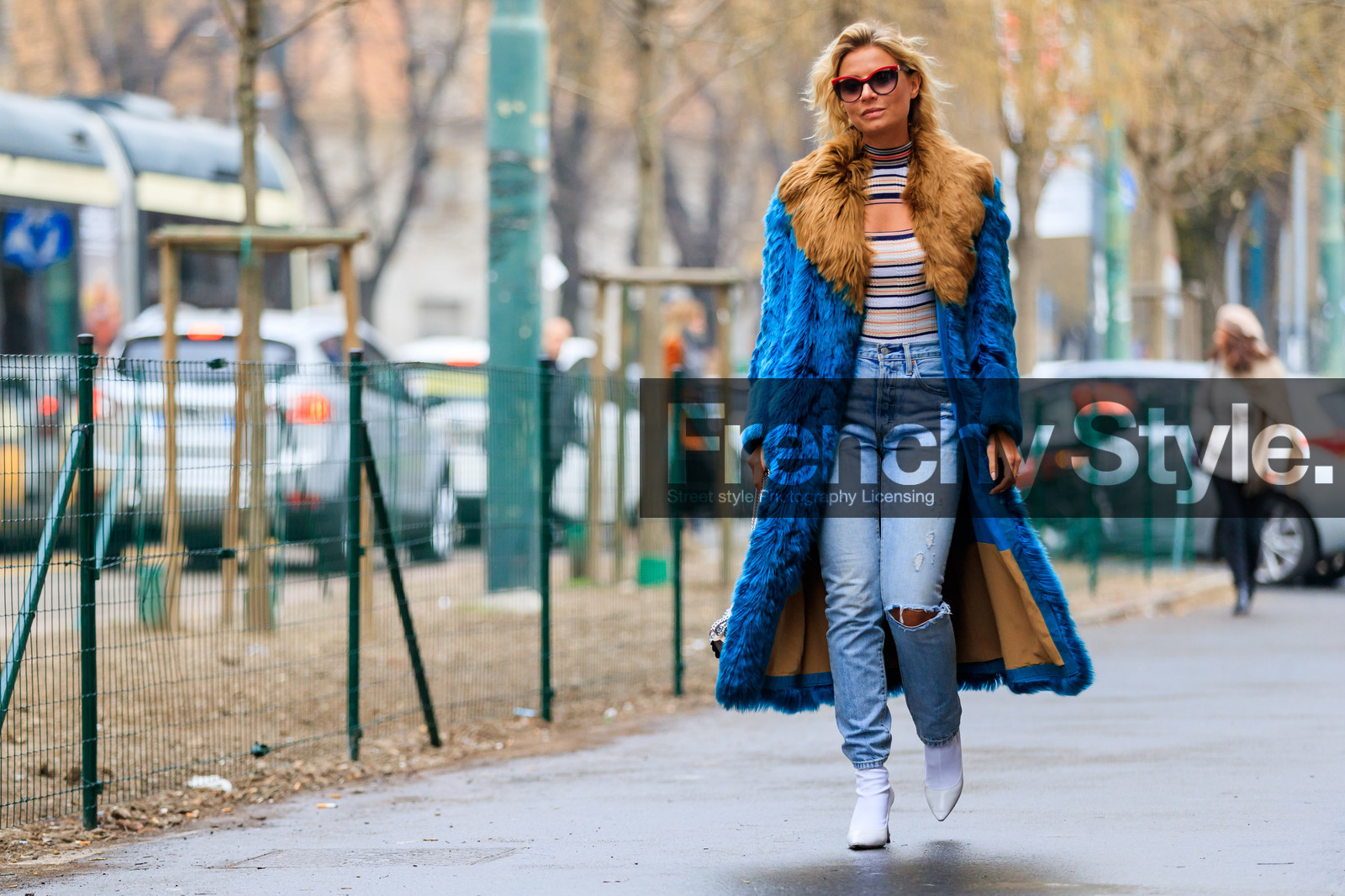 blue denim, blue fur coat, brown fur, denim pants, high heels, jeans, leather shoes, striped top, sunglasses, trousers, white boots, fashion week, frenchystyle, FW, jonathan paciullo, street style, MFW, MILAN, AUTUMN WINTER 2018-2019, FALL WINTER 2018-2019, FW 18-19, horizontal, atmosphere details, full length, veronica ferraro