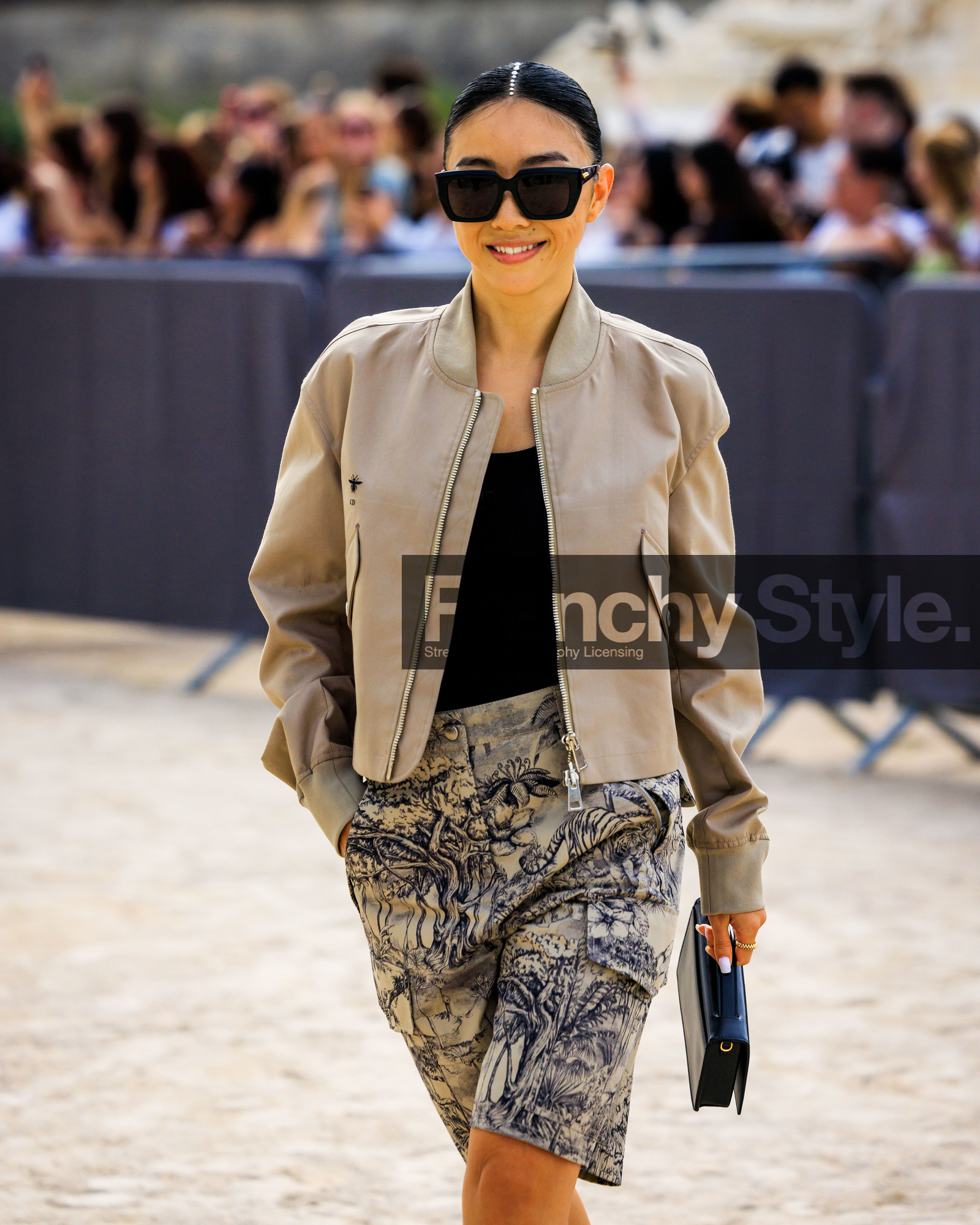 fashion week, frenchystyle, FW, jonathan paciullo, street style, PFW, PARIS, SPRING SUMMER 2024, SS 24, vertical, atmosphere details, detail