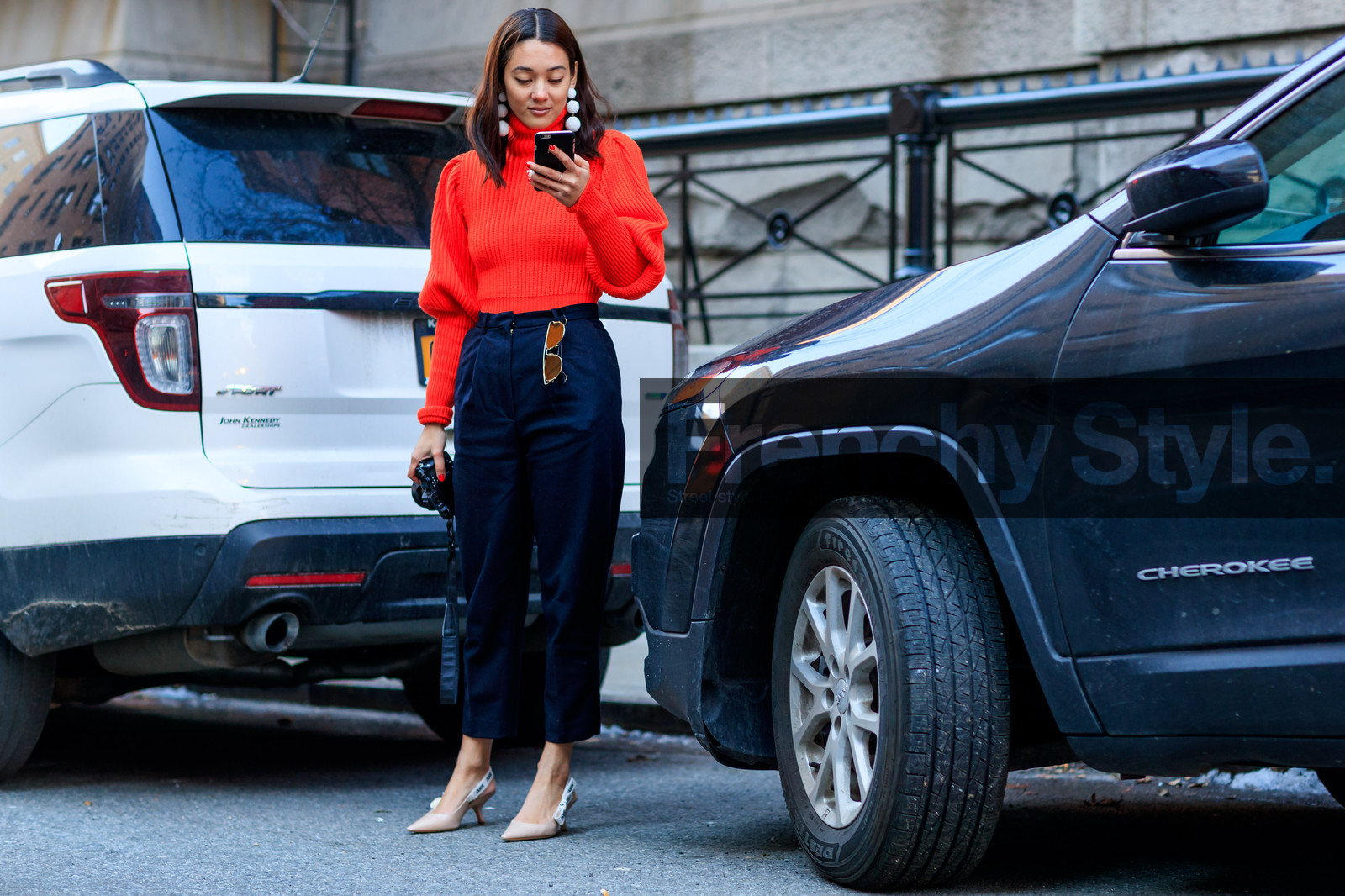 atmosphere details, AUTUMN WINTER 2017-2018, AW 17-18, black pants, earrings, FALL WINTER 2017-2018, fashion week, frenchystyle, full length, FW, FW 17-18, high heels, high waist, horizontal, jonathan paciullo, kim jones, NEW YORK, nude shoes, NYFW, red sweater, street style, trousers, turtleneck sweater