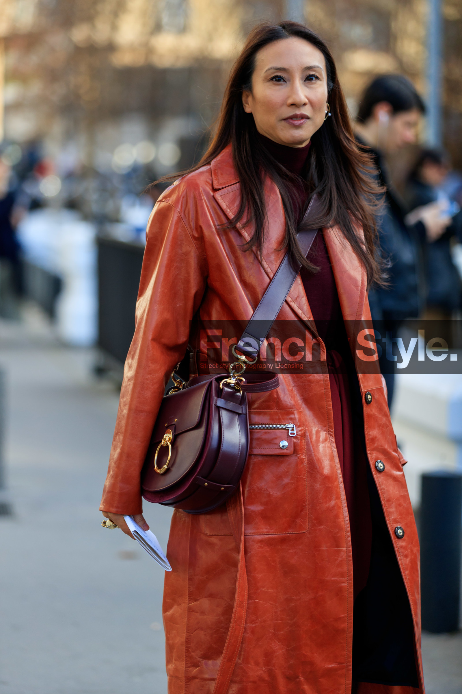 bordeaux, burgundy, chloé, elizabeth von der goltz, leather bag, leather coat, red bag, red coat, PARIS, PFW, street style, jonathan paciullo, FW, frenchystyle, fashion week, AUTUMN WINTER 2019-2020, AW 19-20, FALL WINTER 2019-2020, FW 19-20, vertical, atmosphere details, detail