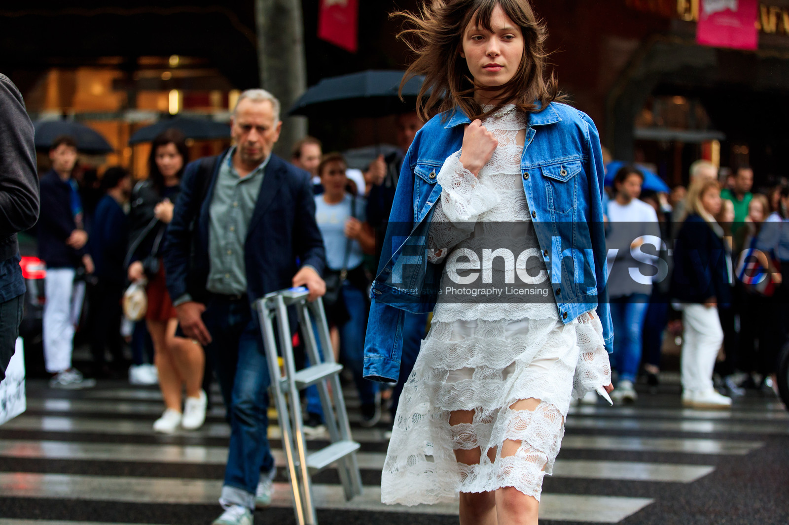 anna karenina, atmosphere details, AUTUMN WINTER 2016-2017, AW 16-17, blue denim, denim jacket, detail, FALL WINTER 2016-2017, fashion week, frenchystyle, FW, FW 16-17, HAUTE COUTURE, horizontal, jonathan paciullo, lace dress, MENSWEAR, over the shoulder, PARIS, PFW, see through, street style, white dress