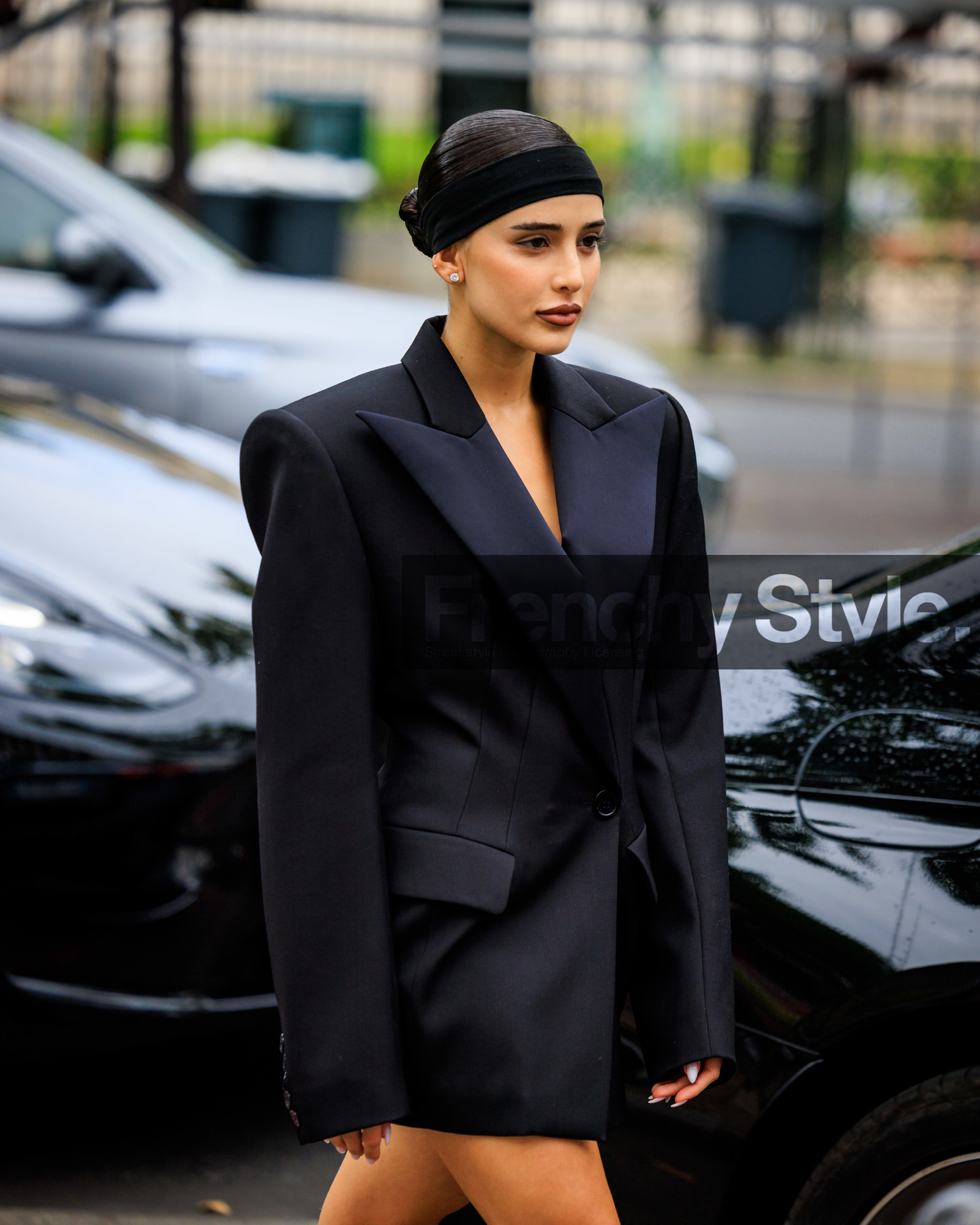 fashion week, frenchystyle, FW, jonathan paciullo, street style, PFW, PARIS, FW 23-24, FALL WINTER 2023-2024, AUTUMN WINTER 2023-2024, HAUTE COUTURE, vertical, atmosphere details, detail
