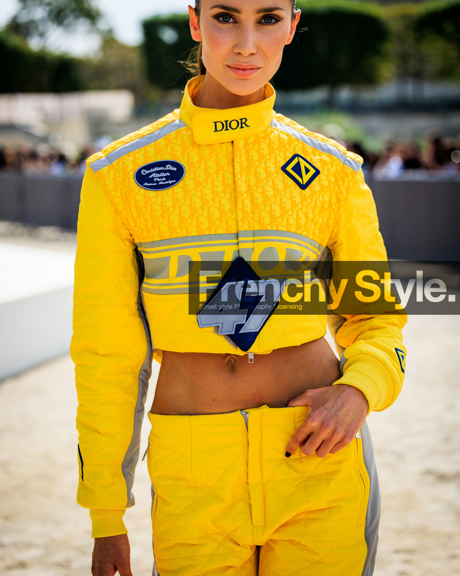 fashion week, frenchystyle, FW, jonathan paciullo, street style, PFW, PARIS, SPRING SUMMER 2024, SS 24, vertical, atmosphere details, detail