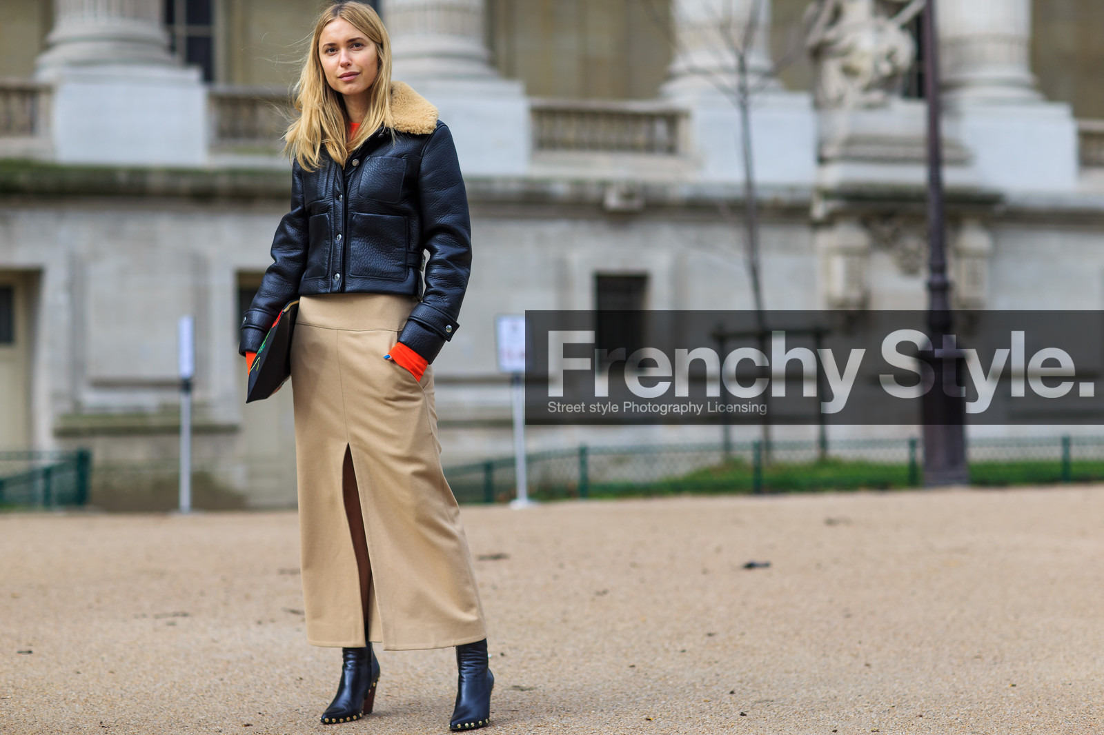 atmosphere details, AUTUMN WINTER 2016-2017, AW 16-17, beige skirt, black boots, black clutch, black jacket, FALL WINTER 2016-2017, fashion week, frenchystyle, full length, FW, FW 16-17, high heels, horizontal, jonathan paciullo, leather boots, leather clutch, leather jacket, long skirt, PARIS, pernille teisbaek, PFW, printed clutch, shearling, street style, studs