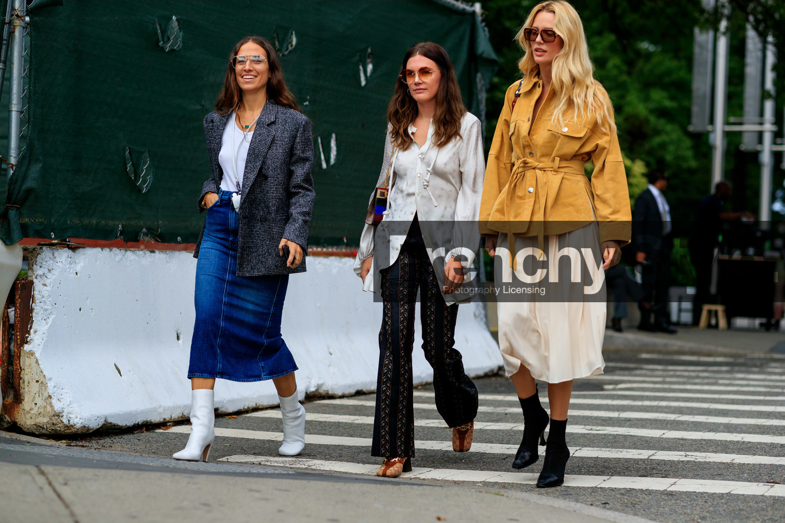 beige jacket, beige skirt, black pants, black shoes, blazer, brown shoes, céline, denim skirt, erika boldrin, graphic shoes, grey jacket, gucci, high heels, leather shoes, madelynn furlong, megan adelaide, mini bag, monogram, pleated skirt, printed pants, printed shoes, suede jacket, sunglasses, trousers, white bag, white shirt, white shoes, white t shirt, street style, jonathan paciullo, FW, frenchystyle, fashion week, NEW YORK, NYFW, SPRING SUMMER 2020, SS 20, horizontal, atmosphere details, full length