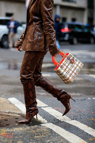 brown leather jacket, brown leather pants, brown leather boots, animal skin boots, animal skin jacket, animal skin pants, high boots, high heels boots, dior bag, lady dior bag, tweed bag, checked bag, orange leather bag, white bag, multicolor bag, fashion week, frenchystyle, FW, jonathan paciullo, street style, AUTUMN WINTER 2020-2021, FALL WINTER 2020-2021, FW 20-21, vertical, atmosphere details, detail, NYFW, NEW YORK