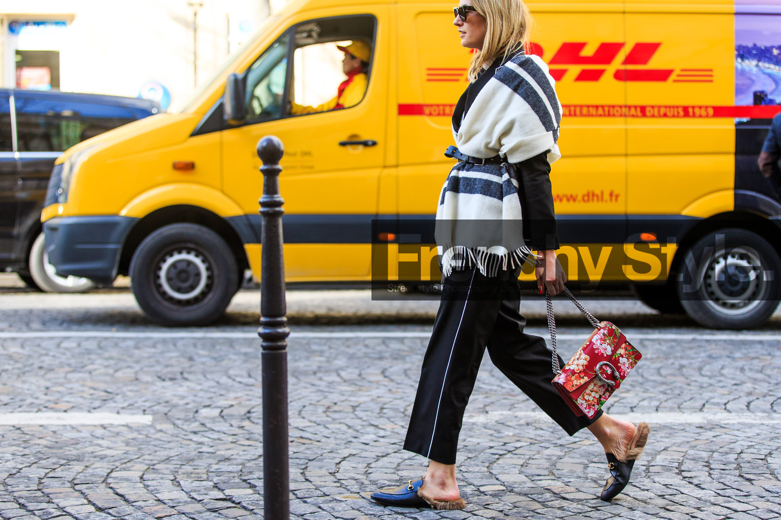 atmosphere details, AUTUMN WINTER 2016-2017, AW 16-17, beige poncho, beige scarf, black belt, black mules, black pants, camille charriere, céline, detail, FALL WINTER 2016-2017, fashion week, floral, flower, frenchystyle, fur shoes, FW, FW 16-17, gucci, horizontal, iphone, jonathan paciullo, leather bag, leather belt, leather shoes, PARIS, PFW, printed bag, printed poncho, red bag, street style, striped scarf, sunglasses, trousers