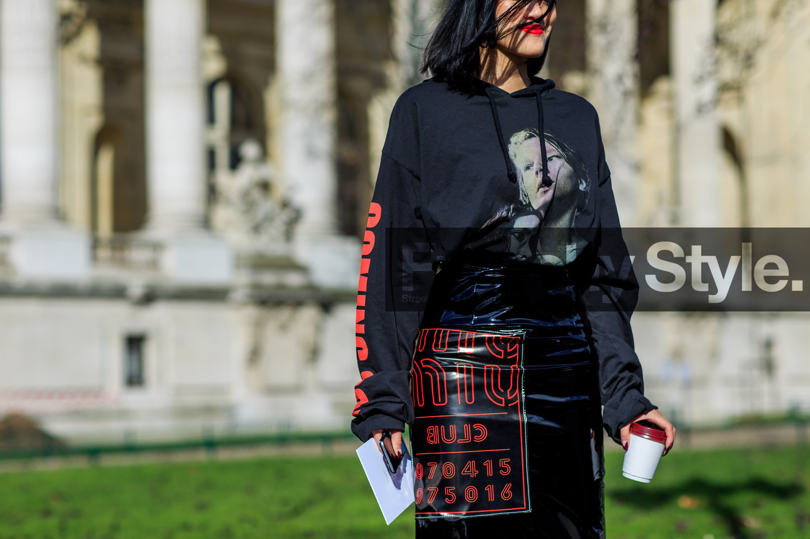 atmosphere details, AUTUMN WINTER 2016-2017, AW 16-17, black skirt, black sweater, detail, FALL WINTER 2016-2017, fashion week, frenchystyle, FW, FW 16-17, hoodie, horizontal, jonathan paciullo, leather shoes, leather skirt, long skirt, miu miu, PARIS, PFW, printed skirt, printed sweater, street style, Tiffany Hsu, varnished leather, vinyl, vêtements