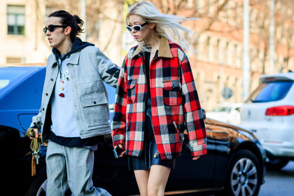 atmosphere details, AUTUMN WINTER 2017-2018, AW 17-18, black dress, checked shirt, detail, FALL WINTER 2017-2018, fashion week, frenchystyle, fun sunglasses, FW, FW 17-18, graphic jacket, graphic shirt, grey jacket, grey pants, grey sweater, high heels, hoodie, horizontal, jonathan paciullo, leather dress, leather shoes, MFW, MILAN, pins, plaid, printed jacket, printed shirt, red shirt, street style, sunglasses