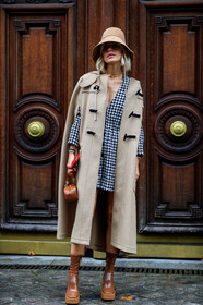 viktoria rader, beige hat, beige coat, beige duffle coat, sleeveless coat, the sant bag, camel leather bag, square shape bag, box bag, hand bag, houndstooth printed dress, black dress, white dress, low necked dress, long sleeves dress, mini dress, golden necklace, chain necklace, golden watch, camel polish boots, platform shoes, low boots, button dress, fashion week, frenchystyle, FW, jonathan paciullo, street style, SPRING SUMMER 2020, SS 20, PFW, PARIS, vertical, full length