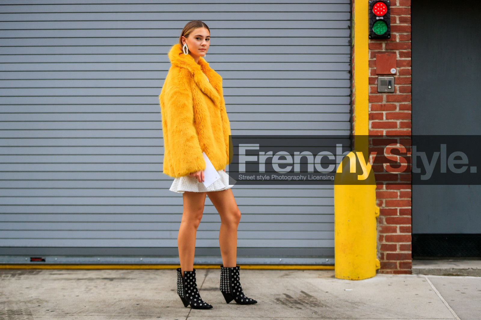 black shoes, earrings, fur jacket, high heels, leather shoes, ruffles, studs, white dress, yellow fur, yellow jacket, street style, jonathan paciullo, FW, frenchystyle, fashion week, NYFW, NEW YORK, AUTUMN WINTER 2018-2019, AW 18-19, FALL WINTER 2018-2019, FW 18-19, atmosphere details, horizontal, full length