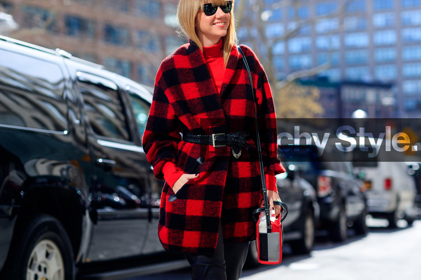 balenciaga, black belt, checked, graphic bag, graphic jacket, leather bag, leather belt, plaid, printed bag, printed jacket, red bag, red coat, striped bag, sunglasses, street style, jonathan paciullo, FW, frenchystyle, fashion week, NYFW, NEW YORK, AUTUMN WINTER 2018-2019, AW 18-19, FALL WINTER 2018-2019, FW 18-19, atmosphere details, horizontal, detail, lisa aiken