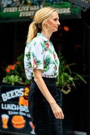 atmosphere details, black pants, detail, earrings, fashion week, floral, frenchystyle, FW, jonathan paciullo, NEW YORK, NYFW, printed shirt, SPRING SUMMER 2018, SS 18, street style, trousers, vertical, white shirt