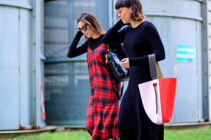 atmosphere details, black dress, checked dress, clara cornet, céline, detail, fashion week, frenchystyle, FW, horizontal, jonathan paciullo, leather bag, PARIS, PFW, plaid, printed bag, printed dress, red bag, red dress, SPRING SUMMER 2017, SS 17, street style, sunglasses, tartan, wool dress