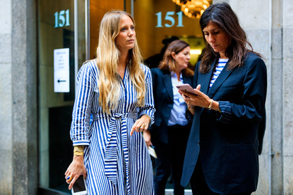atmosphere details, black jacket, blazer, blue dress, bracelet, detail, Emmanuelle Alt, fashion week, frenchystyle, FW, golden jewelry, graphic dress, horizontal, jennifer neyt, jonathan paciullo, NEW YORK, NYFW, printed dress, SPRING SUMMER 2018, SS 18, street style, striped dress