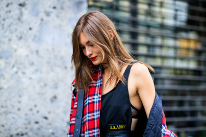atmosphere details, AUTUMN WINTER 2017-2018, AW 17-18, black tank top, checked shirt, choker, detail, FALL WINTER 2017-2018, fashion week, frenchystyle, FW, FW 17-18, grace bol, grace elizabeth, graphic jacket, graphic shirt, horizontal, jonathan paciullo, MFW, MILAN, model, necklace, plaid, printed jacket, printed shirt, red lips, red shirt, street style