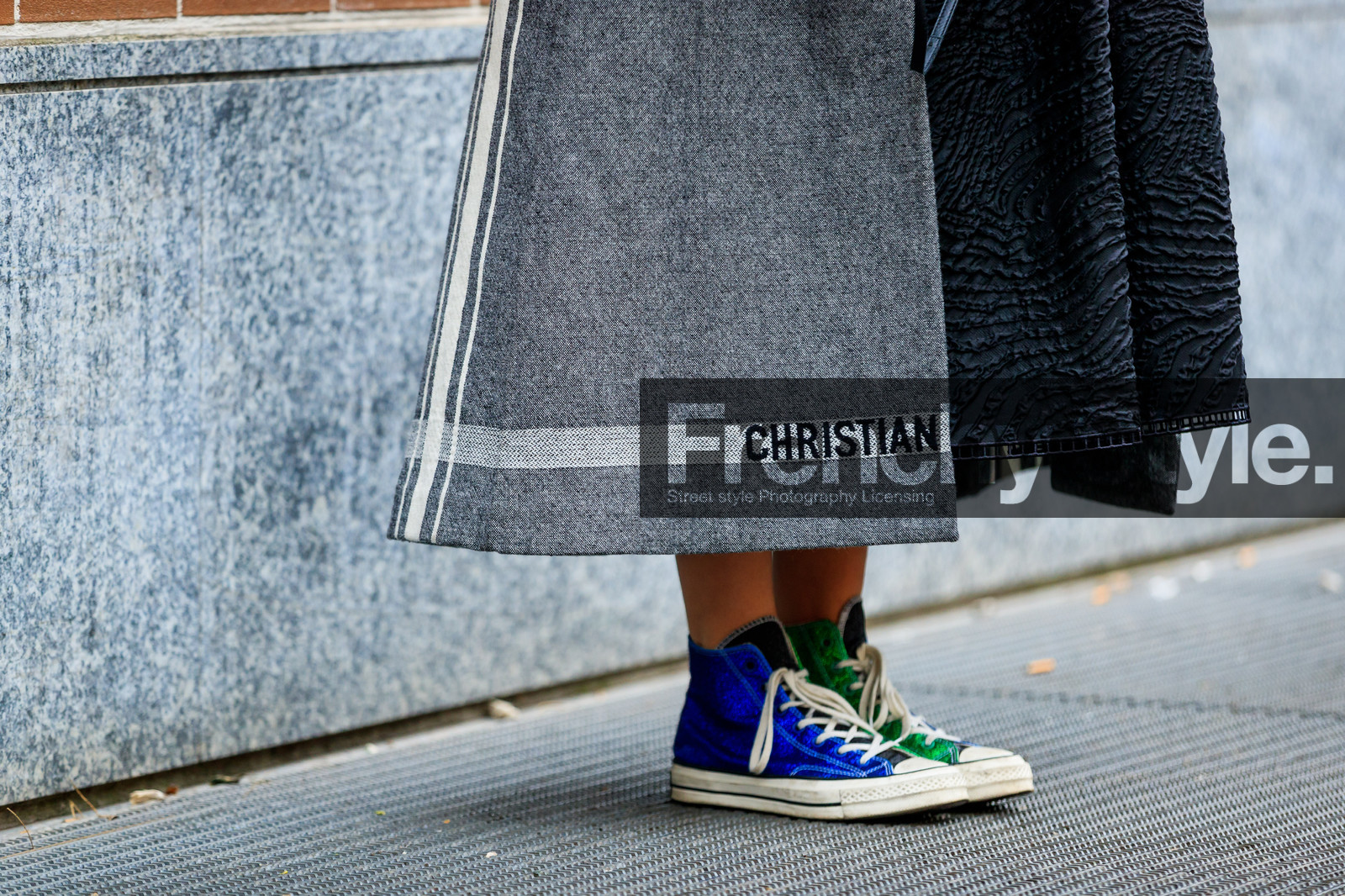 black skirt, blue sneakers, christian dior, converse, glitter, graphic jacket, green sneakers, grey coat, leather shoes, printed jacket, shiny shoes, fashion week, frenchystyle, FW, jonathan paciullo, street style, MFW, MILAN, AUTUMN WINTER 2018-2019, FALL WINTER 2018-2019, FW 18-19, horizontal, atmosphere details