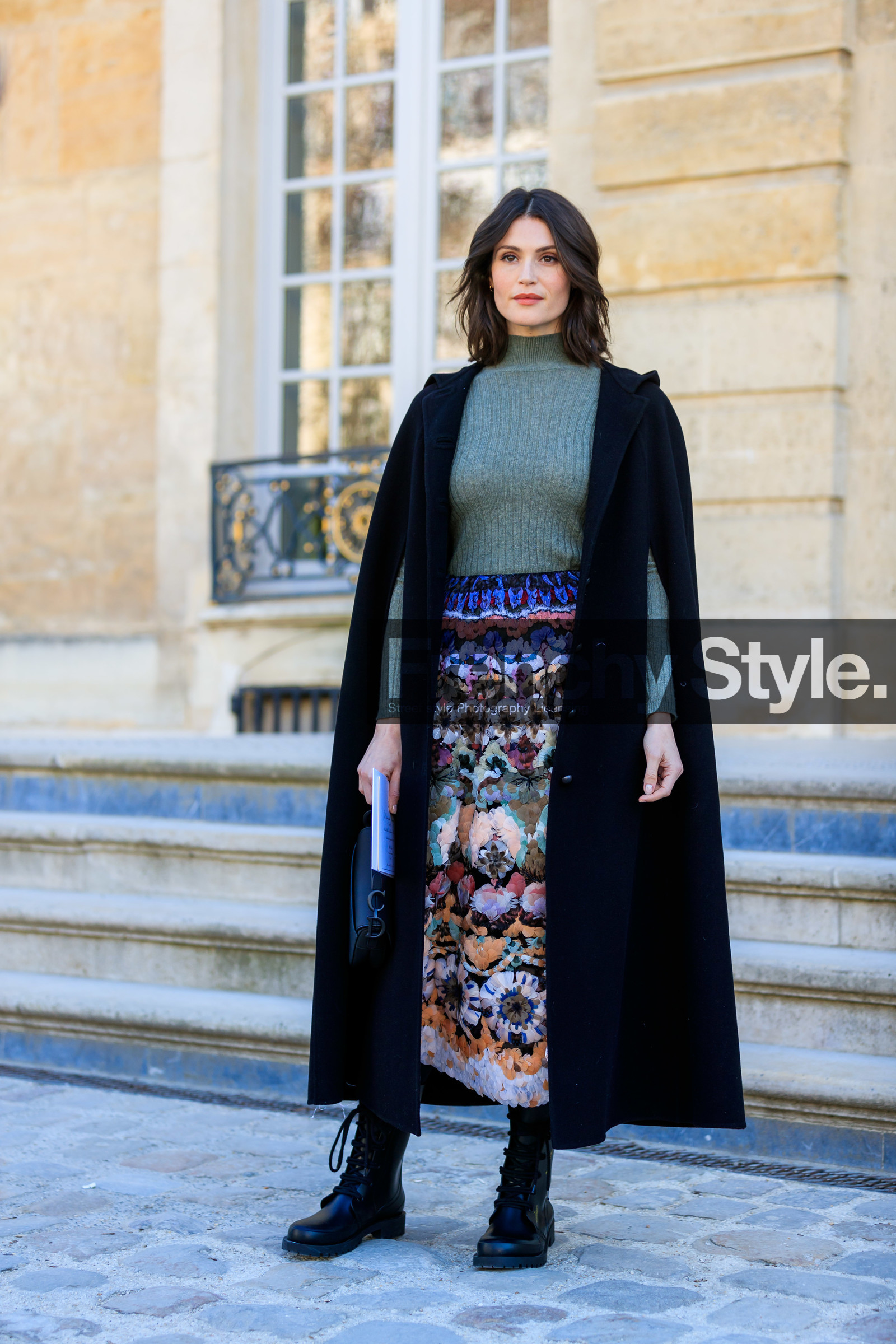 black coat, black shoes, cape, christian dior, embroidered skirt, embroideries, floral, flowers, graphic skirt, green sweater, leather bag, leather shoes, multicolor skirt, printed skirt, rain boots, fashion week, frenchystyle, FW, jonathan paciullo, street style, PFW, PARIS, AUTUMN WINTER 2019-2020, AW 19-20, FALL WINTER 2019-2020, FW 19-20, vertical, full length