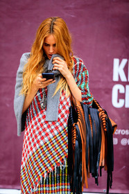 black bag, blanca miro scrimieri, camel bag, checked, fringes, graphic bag, graphic dress, knit dress, leather bag, plaid, printed bag, printed dress, red dress, street style, jonathan paciullo, FW, frenchystyle, fashion week, LFW, LONDON, AUTUMN WINTER 2019-2020, AW 19-20, FW 19-20, FALL WINTER 2019-2020, vertical, atmosphere details, detail