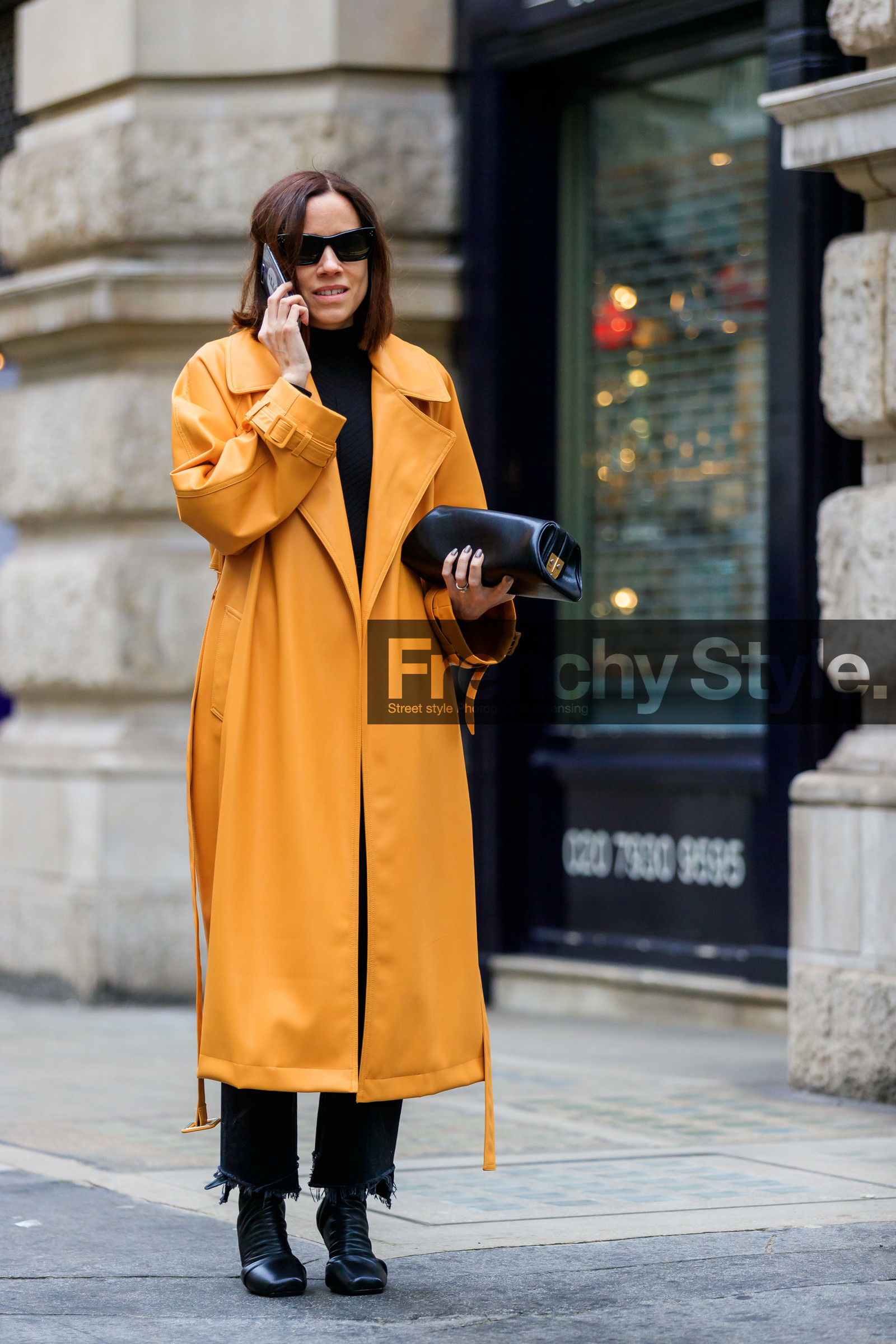 black bag, black shoes, céline, high heels, leather bag, leather coat, leather shoes, orange coat, sunglasses, trousers, street style, jonathan paciullo, FW, frenchystyle, fashion week, LFW, LONDON, AUTUMN WINTER 2019-2020, AW 19-20, FW 19-20, FALL WINTER 2019-2020, vertical, full length