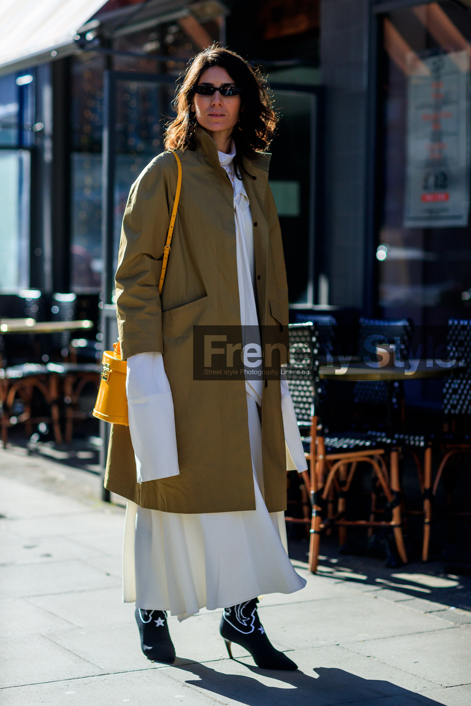 beige coat, black shoes, cowboy boots, high heels, leather bag, leather shoes, sunglasses, white dress, yellow bag, street style, jonathan paciullo, FW, frenchystyle, fashion week, LFW, LONDON, AUTUMN WINTER 2018-2019, AW 18-19, FALL WINTER 2018-2019, FW 18-19, vertical, full length, deborah reyner sebag