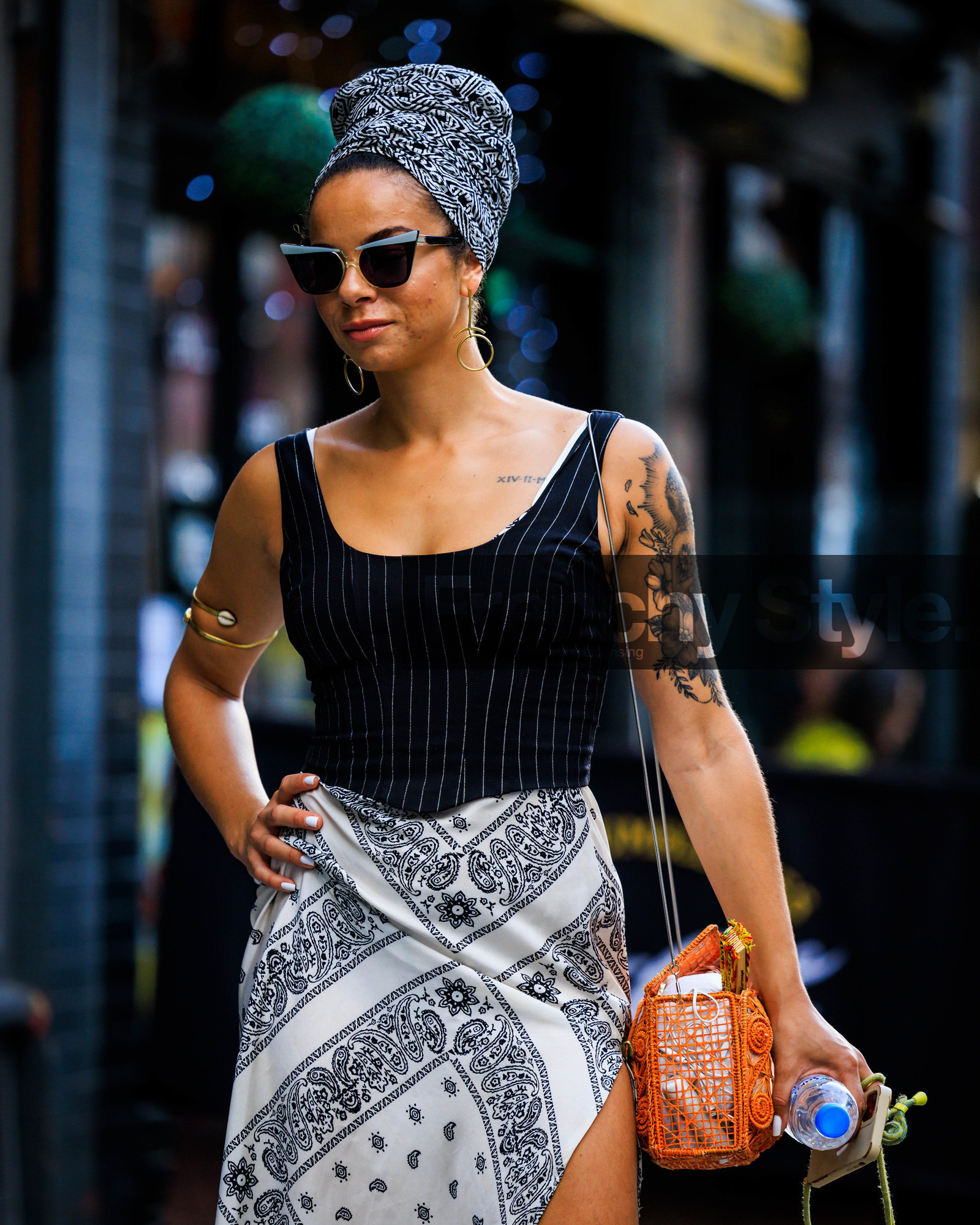 fashion week, frenchystyle, FW, jonathan paciullo, street style, LFW, LONDON, atmosphere details, detail, SPRING SUMMER 2024, SS 24