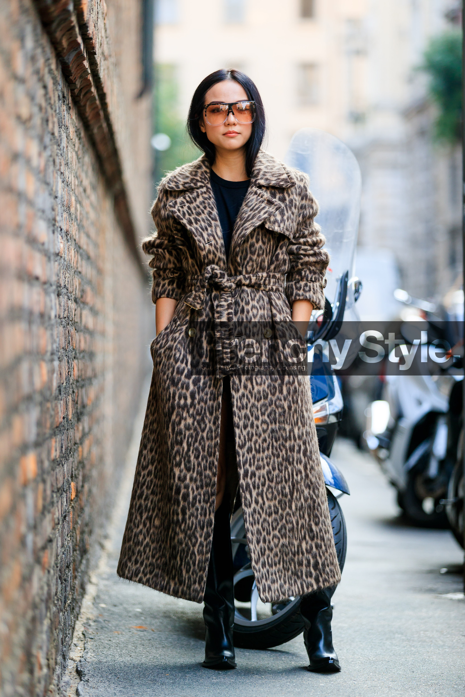 animal print, black shoes, black top, brown coat, graphic jacket, high boots, high heels, leather shoes, leopard, printed jacket, sunglasses, trench coat, yoyo cao, fashion week, frenchystyle, FW, jonathan paciullo, street style, MFW, MILAN, SPRING SUMMER 2019, SS 19, vertical, full length