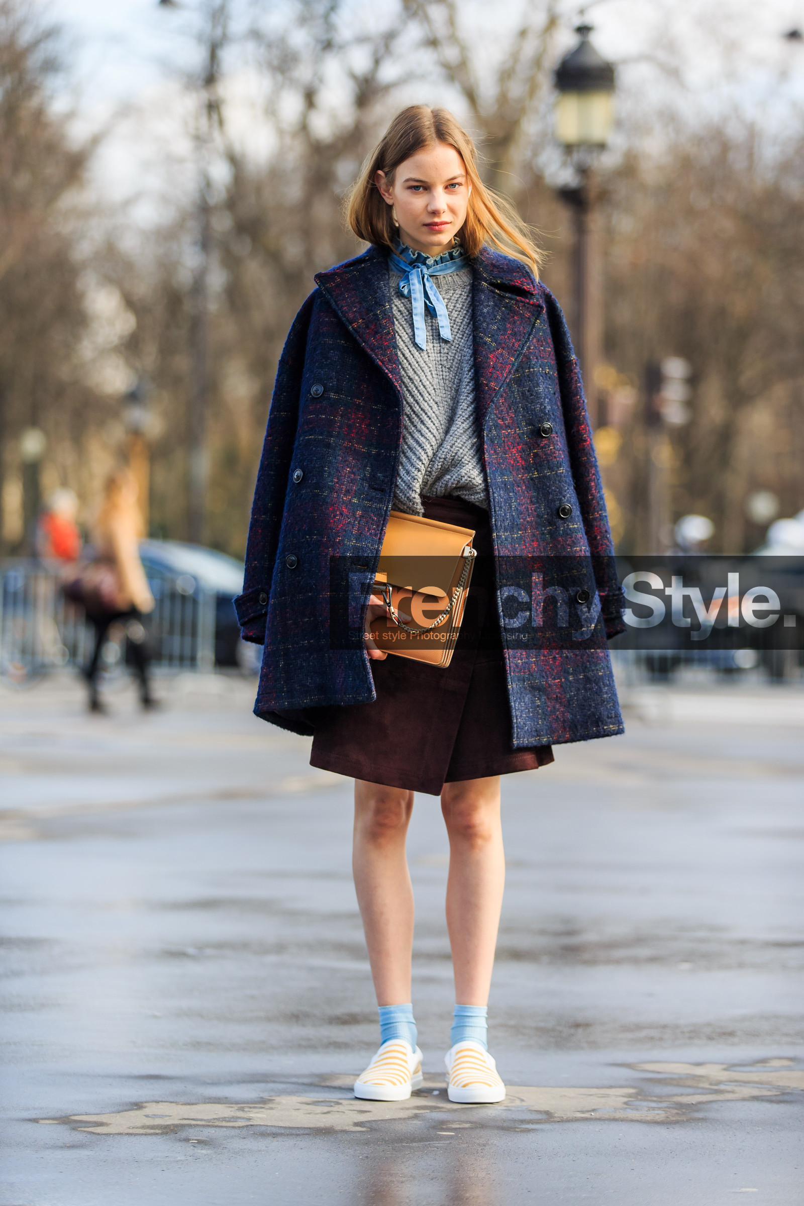 AUTUMN WINTER 2016-2017, AW 16-17, blue coat, brown skirt, camel bag, checked coat, chloe, FALL WINTER 2016-2017, fashion week, frenchystyle, full length, FW, FW 16-17, grey sweater, jonathan paciullo, leather bag, PARIS, PFW, plaid, street style, suede skirt, tartan, vertical, white slippers