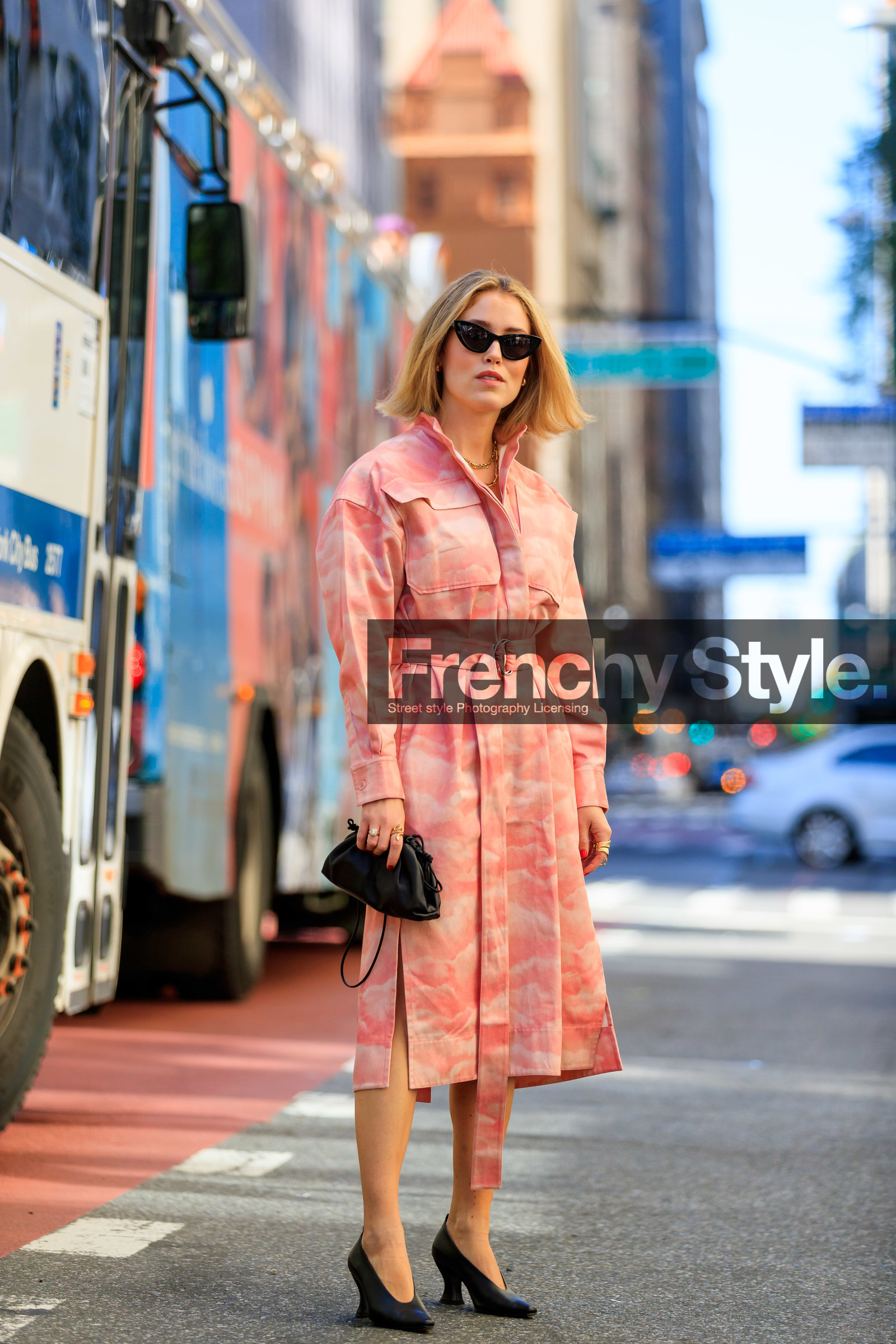Annabel Rosendahl, black bag, black shoes, graphic dress, high heels, leather bag, leather shoes, pink dress, printed dress, rings, sunglasses, fashion week, frenchystyle, FW, jonathan paciullo, street style, NEW YORK, NYFW, SPRING SUMMER 2020, SS 20, vertical, full length
