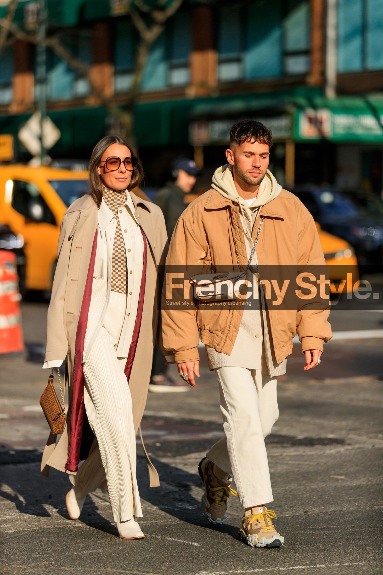 alice & j.s, alice barbier, JS roques, beige trench coat, beige bombers, light beige pants, light beige shirt, light beige leather boots, white pants, white shirt, white leather boots, fendi bag, monogrammed bag, pleated pants, pleated shirt, golden chain strap bag, brown bag, hand bag, high heels boots, flare pants, big sunglasses, square shape glasses, smoked sunglasses, turtleneck top, white top, brown top, checked top, white leather shirt, acne studios shoes, grey sneakers, margiela bag, crossbody bag, silvered chain strap bag, light beige hoodie, white hoodie, fashion week, frenchystyle, FW, jonathan paciullo, street style, NYFW, NEW YORK, AUTUMN WINTER 2020-2021, FALL WINTER 2020-2021, FW 20-21, vertical, full length