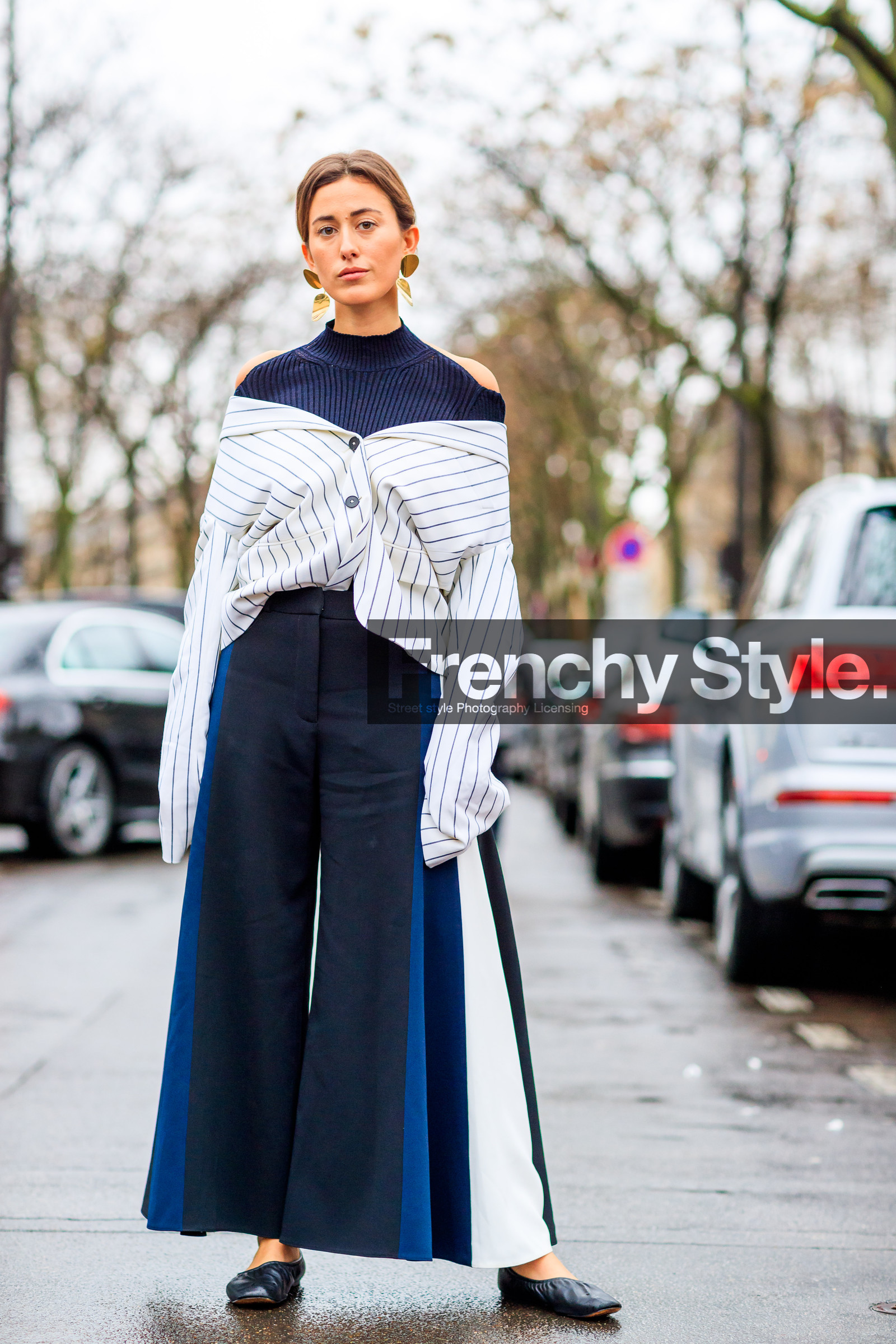 AUTUMN WINTER 2017-2018, AW 17-18, black ballerinas, black shoes, black top, earrings, FALL WINTER 2017-2018, fashion week, frenchystyle, full length, FW, FW 17-18, jonathan paciullo, leather shoes, navy pants, off the shoulder, open back, PARIS, PFW, pleated pants, printed shirt, street style, striped shirt, sylvia haghjoo, trousers, vertical, white shirt, wide pants
