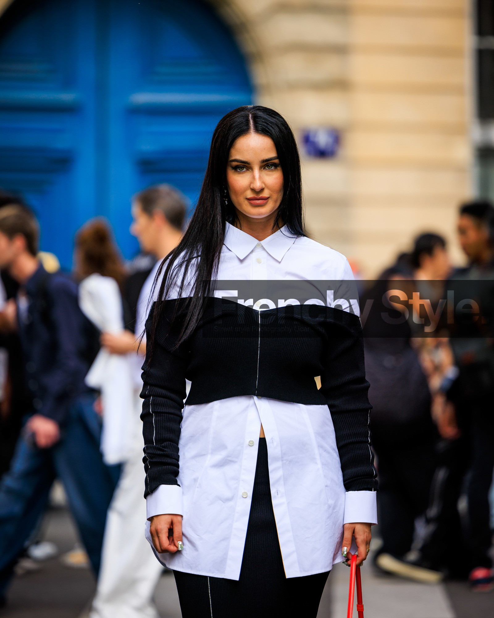 fashion week, frenchystyle, FW, jonathan paciullo, street style, PARIS, PFW, SPRING SUMMER 2024, SS 24, vertical, atmosphere details, detail