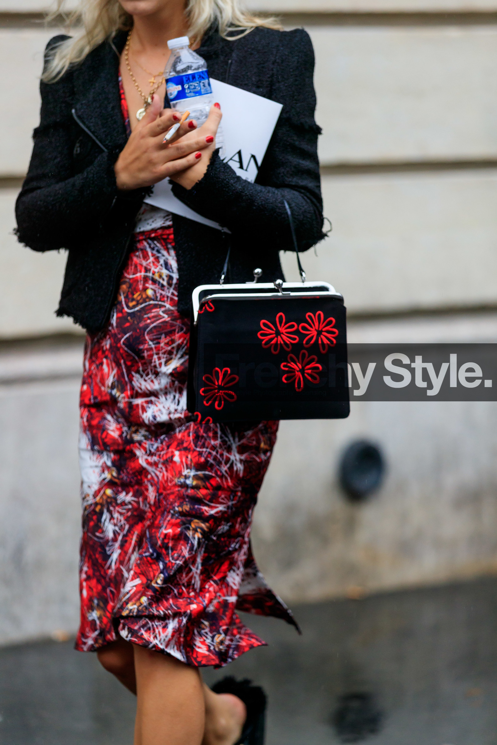 close up detail, black bag, floral printed bag, floral embroidered bag, red skirt, spots printed skirt, mid long skirt, black jacket, tweed jacket, fashion week, frenchystyle, FW, jonathan paciullo, street style, SPRING SUMMER 2020, SS 20, PFW, PARIS, vertical, atmosphere details, detail