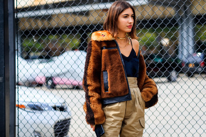 atmosphere details, beige pants, black tank top, brown fur, brown jacket, detail, fashion week, frenchystyle, fur jacket, FW, high waist, horizontal, jonathan paciullo, NEW YORK, NYFW, patricia manfield, SPRING SUMMER 2018, SS 18, street style, trousers