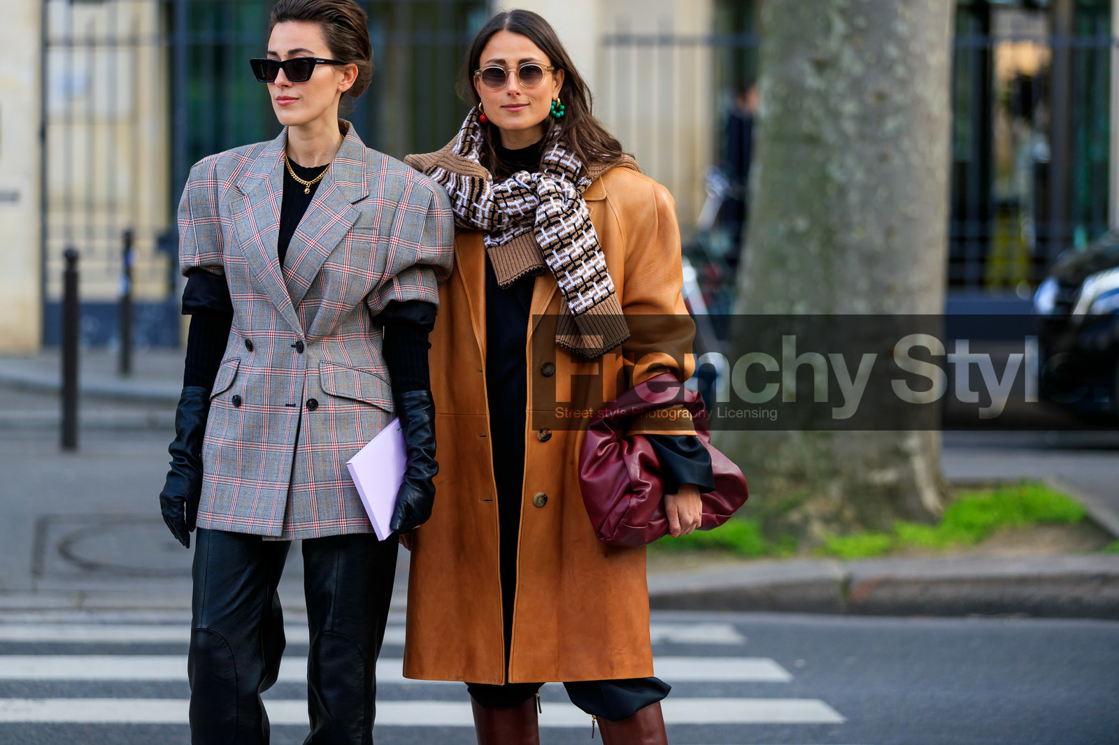 sylvia haghjoo, julia haghjoo, camel leather jacket, burgundy leather bag, round shape bag, bottega veneta bag, round shape sunglasses, sheer sunglasses, beige pullover, beige scarf, checked scarf, checked pullover, white pullover, white scarf, black pullover, black scarf, woolen scarf, green earrings, red earring, round shape earrings, different earrings, grey jacket, red jacket, black leather pants, black leather gloves, short sleeves jacket, oversize shoulder, miu miu jacket, checked jacket, plaid jacket, black sunglasses, butterfly sunglasses, saint laurent sunglasses, golden necklace, charms necklace, fashion week, frenchystyle, FW, jonathan paciullo, street style, PFW, PARIS, horizontal, atmosphere details, detail