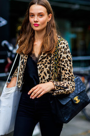 animal print, black bag, brown jacket, chanel handbag, graphic jacket, leather bag, leopard, printed jacket, trousers, fashion week, frenchystyle, FW, jonathan paciullo, street style, LFW, LONDON, SPRING SUMMER 2019, SS 19, vertical, detail, atmosphere details