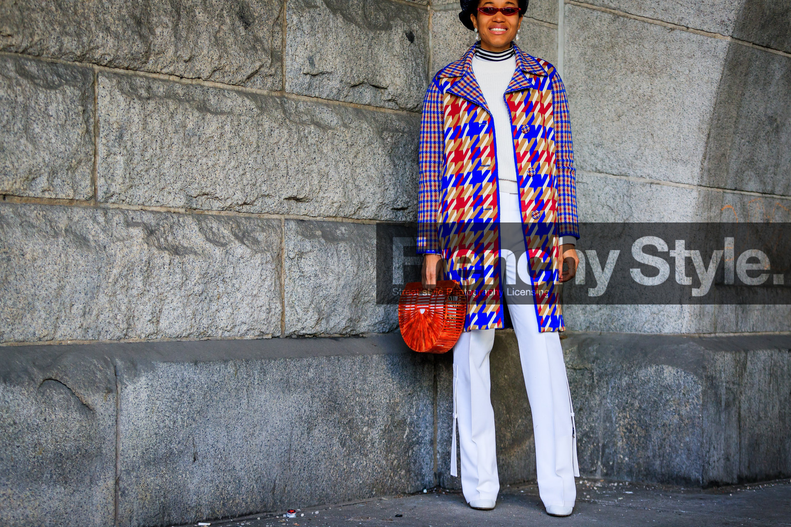 beret, black hat, blue coat, checked, earrings, graphic bag, graphic jacket, houndstooth pattern, leather bag, multicolor jacket, plaid, printed jacket, sunglasses, tartan, trousers, white pants, white sweater, street style, jonathan paciullo, FW, frenchystyle, fashion week, NYFW, NEW YORK, AUTUMN WINTER 2018-2019, AW 18-19, FALL WINTER 2018-2019, FW 18-19, atmosphere details, horizontal, detail, tamu mcpherson