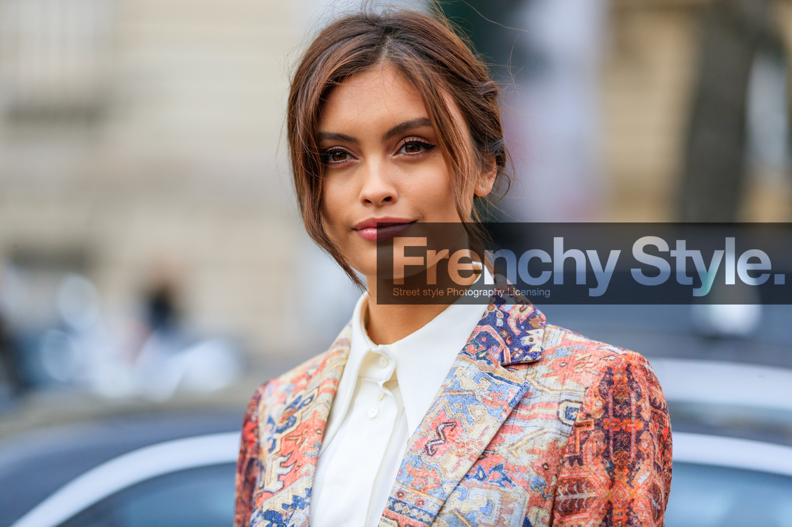 blazer, graphic jacket, multicolor jacket, multicolor pants, printed jacket, white shirt, street style, jonathan paciullo, FW, frenchystyle, fashion week, PFW, PARIS, AUTUMN WINTER 2018-2019, FALL WINTER 2018-2019, FW 18-19, horizontal, atmosphere details, portrait, sarah ellen