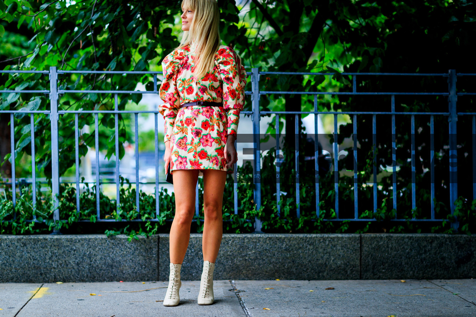 beige boots, black belt, céline, floral, flowers, graphic dress, high heels, jeanette madsen, leather belt, leather shoes, printed dress, fashion week, frenchystyle, FW, jonathan paciullo, street style, NYFW, NEW YORK, SPRING SUMMER 2019, SS 19, atmosphere details, horizontal, detail