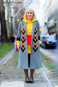 AUTUMN WINTER 2017-2018, AW 17-18, black shoes, checked coat, earrings, FALL WINTER 2017-2018, fashion week, frenchystyle, full length, FW, FW 17-18, geometric, gingham, graphic coat, graphic dress, graphic jacket, high heels, hoodie, jonathan paciullo, leather shoes, MFW, MILAN, plaid, printed coat, printed dress, printed jacket, street style, sweater dress, tights, vertical, yellow dress, yellow sweater