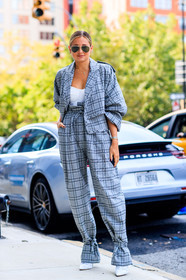 blazer, checked jacket, checked pants, danielle bernstein, fashion week, frenchystyle, full length, FW, graphic jacket, graphic pants, grey pants, high heels, high waist, jonathan paciullo, leather shoes, NEW YORK, NYFW, plaid, printed jacket, printed pants, SPRING SUMMER 2018, SS 18, street style, sunglasses, trousers, vertical, white shoes, white tank top